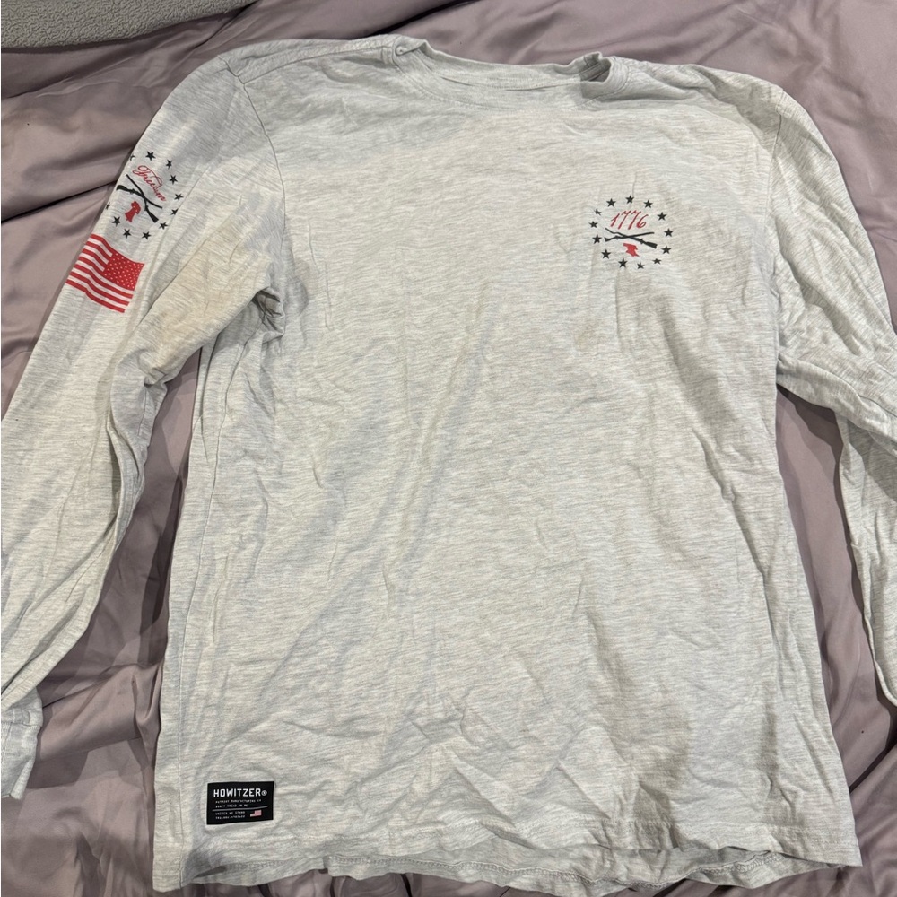 Howitzer Men's Light Gray Long Sleeve Tee